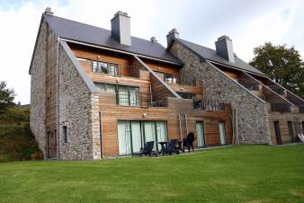 Appartement 3 étoiles pour 8 personnes avec vue sur le lac de Robertville à louer