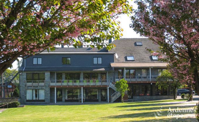 Villa de Luxe  Robertville pour 40 personnes en Ardenne