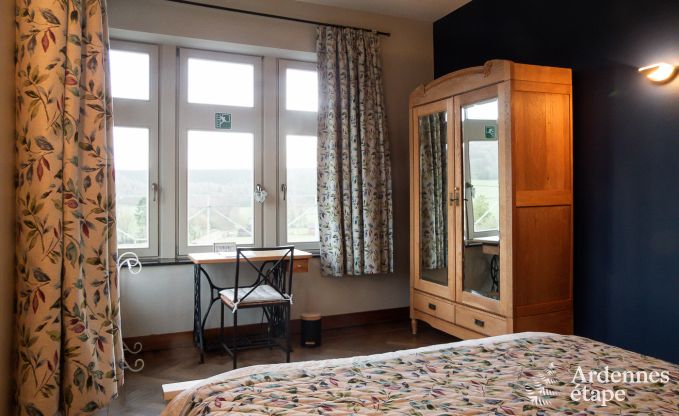 Chteau  Rochefort pour 18 personnes en Ardenne