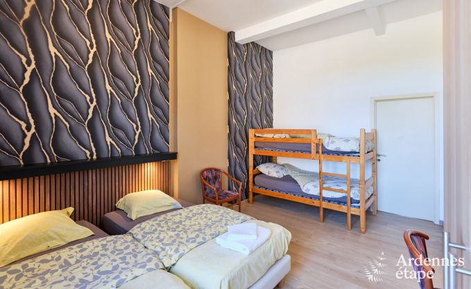 Ch�teau � Rochefort pour 48 personnes en Ardenne