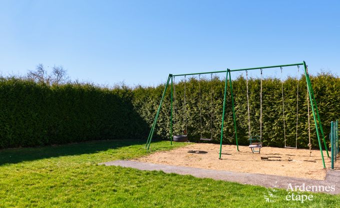 Ch�teau � Rochefort pour 48 personnes en Ardenne