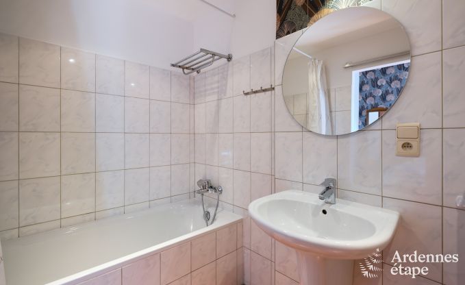 Ch�teau � Rochefort pour 48 personnes en Ardenne