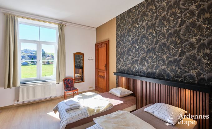 Ch�teau � Rochefort pour 48 personnes en Ardenne