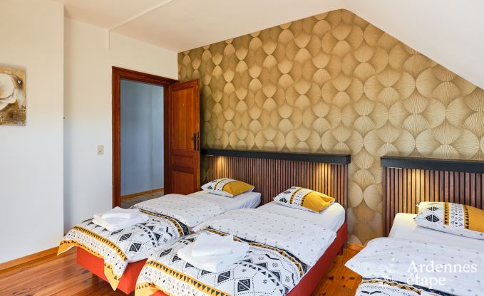 Ch�teau � Rochefort pour 48 personnes en Ardenne