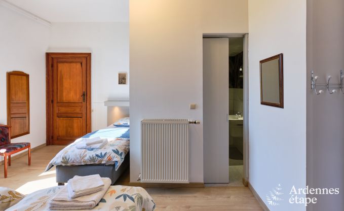 Ch�teau � Rochefort pour 48 personnes en Ardenne