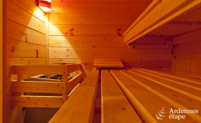 Ch�teau � Rochefort pour 48 personnes en Ardenne