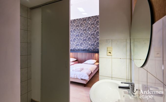 Ch�teau � Rochefort pour 48 personnes en Ardenne