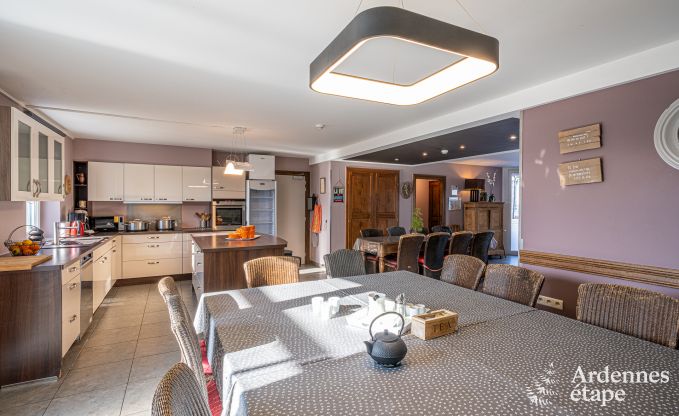 Maison de vacances � Rochefort pour 36 personnes en Ardenne