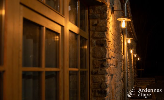 Charmante maison de vacances avec baby-foot, billard, feu cassette et jardin priv� � Rochefort : convient pour 6 personnes