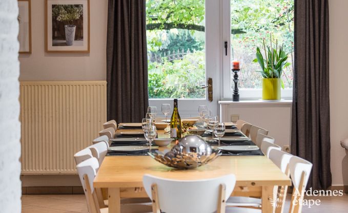Maison de vacances � Rochefort pour 14 personnes en Ardenne
