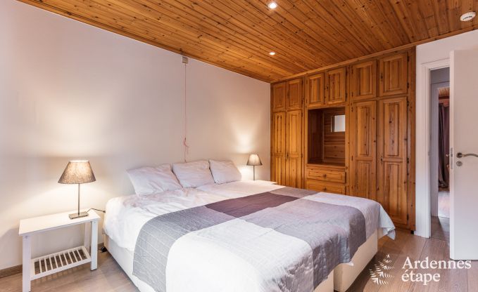 Maison de vacances � Rochefort pour 14 personnes en Ardenne