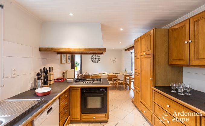 Maison de vacances � Rochefort pour 14 personnes en Ardenne