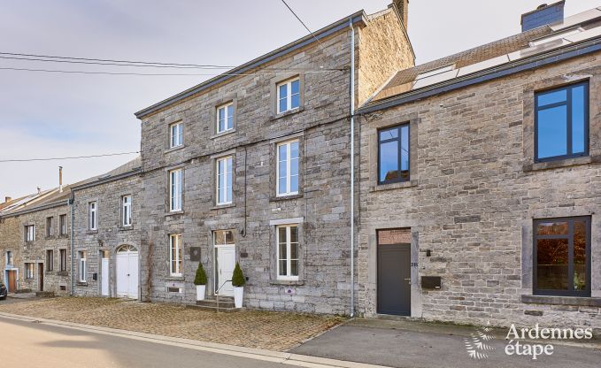 Charmante maison de vacances tr�s soign�e pour 8 personnes � Tellin, pr�s de Rochefort