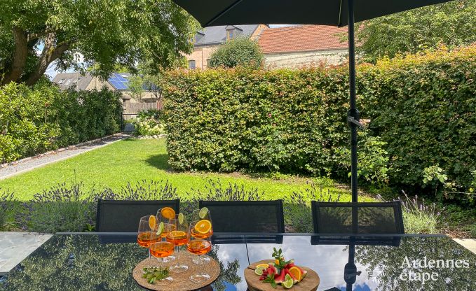 Charmante maison de vacances tr�s soign�e pour 8 personnes � Tellin, pr�s de Rochefort