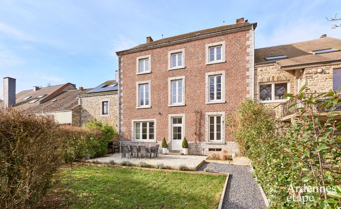 Charmante maison de vacances tr�s soign�e pour 8 personnes � Tellin, pr�s de Rochefort