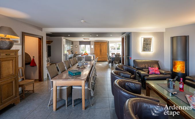 Maison de vacances � Rochefort pour 18 personnes en Ardenne
