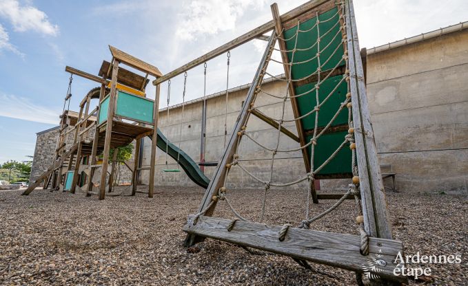 Maison de vacances � Rochefort pour 18 personnes en Ardenne