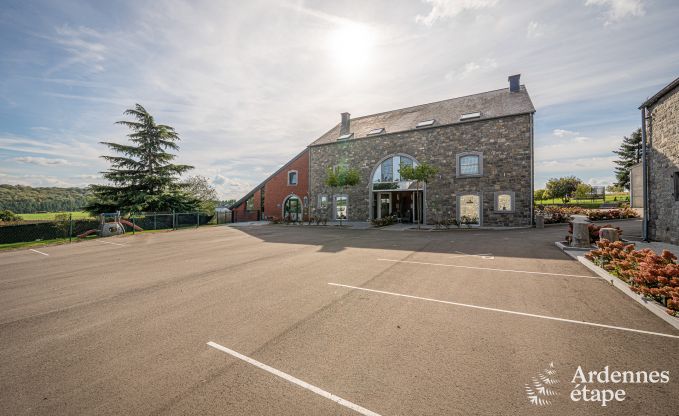 Maison de vacances � Rochefort pour 18 personnes en Ardenne