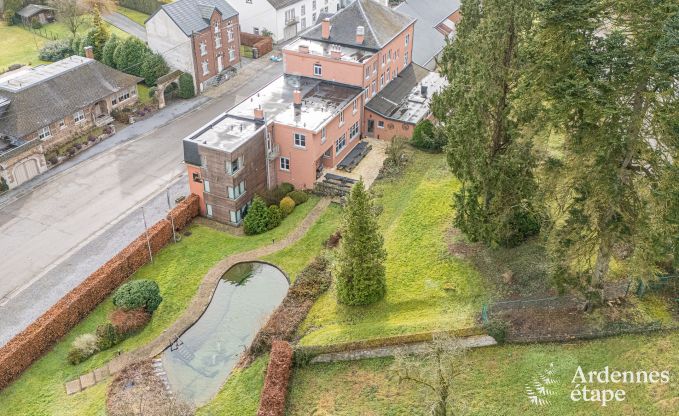 Maison de vacances pour 32 personnes  Rochefort avec 14 chambres, piscine et jardin priv