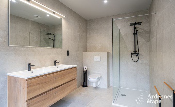 Maison de vacances pour 32 personnes  Rochefort avec 14 chambres, piscine et jardin priv