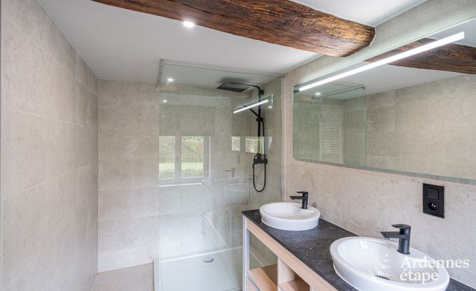 Maison de vacances pour 32 personnes  Rochefort avec 14 chambres, piscine et jardin priv