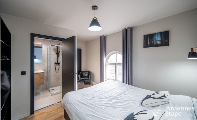 Maison de vacances pour 32 personnes  Rochefort avec 14 chambres, piscine et jardin priv