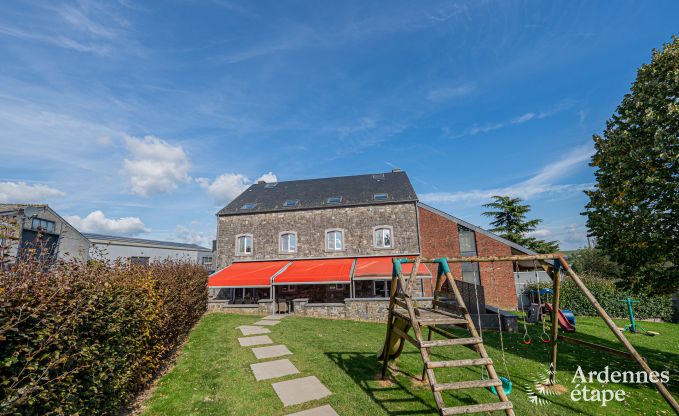 Maison de vacances  Rochefort pour 18 personnes en Ardenne