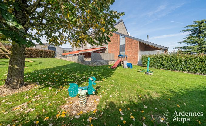 Maison de vacances  Rochefort pour 18 personnes en Ardenne