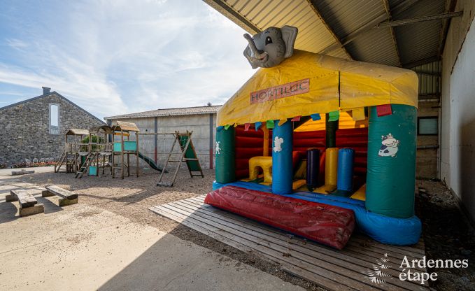 Maison de vacances � Rochefort pour 18 personnes en Ardenne