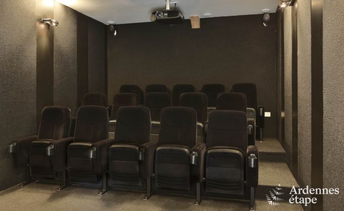 Maison de vacances � Rochefort pour 14 personnes en Ardenne