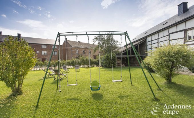 Maison de vacances � Rochefort pour 14 personnes en Ardenne