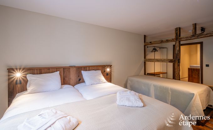 Grande maison de vacances  Rochefort pour 25 personnes avec 11 chambres, 11 salles de bains, sauna et bar