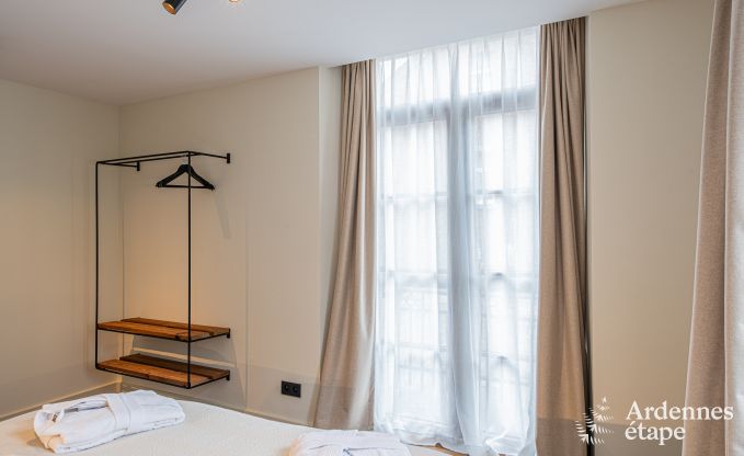 Grande maison de vacances  Rochefort pour 25 personnes avec 11 chambres, 11 salles de bains, sauna et bar