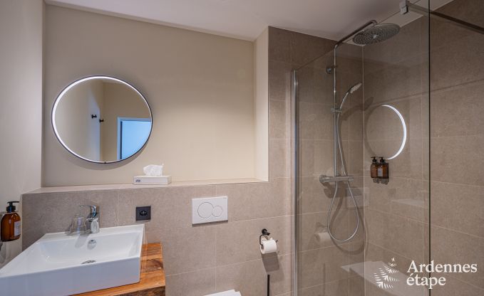 Grande maison de vacances  Rochefort pour 25 personnes avec 11 chambres, 11 salles de bains, sauna et bar