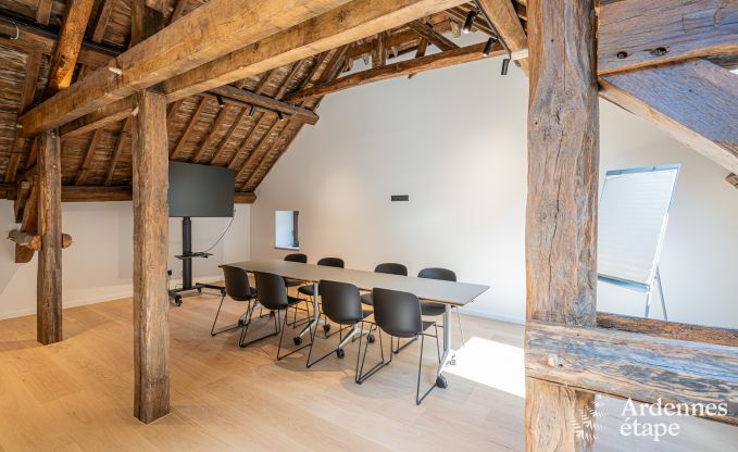 Grande maison de vacances  Rochefort pour 25 personnes avec 11 chambres, 11 salles de bains, sauna et bar