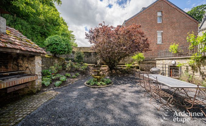 Grande maison de vacances  Rochefort pour 25 personnes avec 11 chambres, 11 salles de bains, sauna et bar