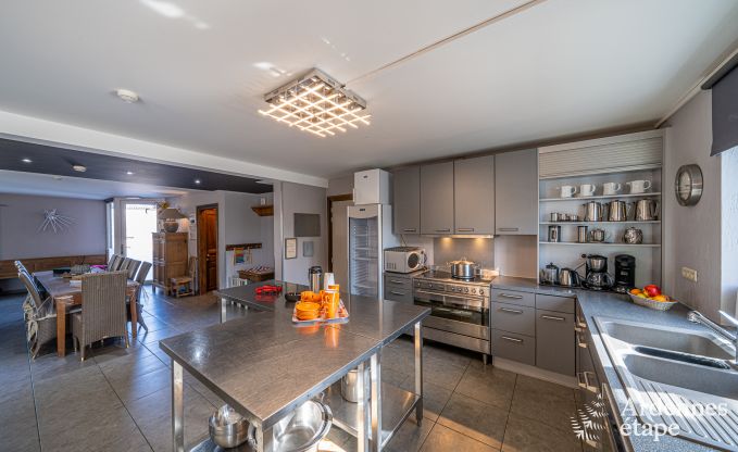 Maison de vacances  Rochefort pour 36 personnes en Ardenne