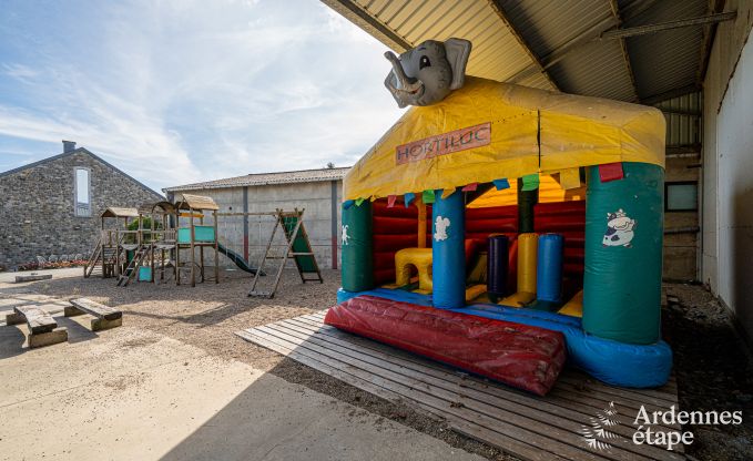 Maison de vacances � Rochefort pour 36 personnes en Ardenne