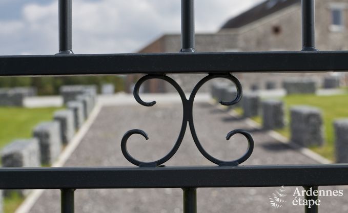 Villa de Luxe  Rochefort pour 48 personnes en Ardenne
