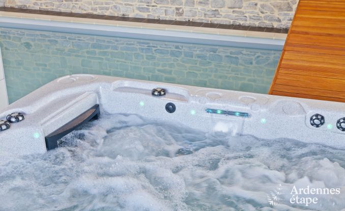 Villa de Luxe � Rochefort pour 48 personnes en Ardenne
