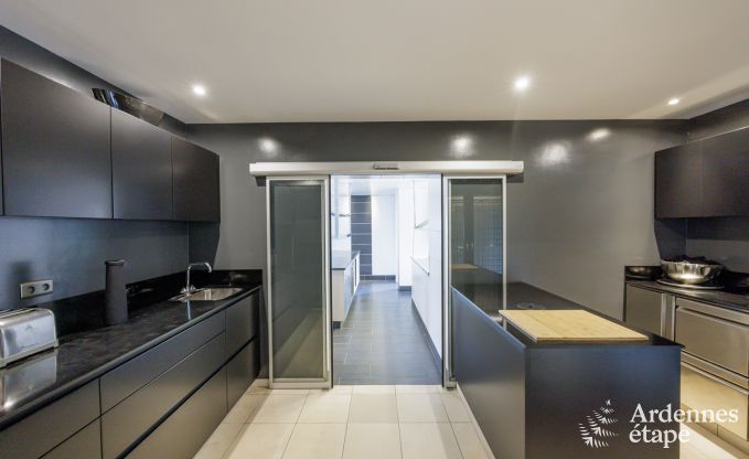 Villa de Luxe � Rochefort pour 20 personnes en Ardenne