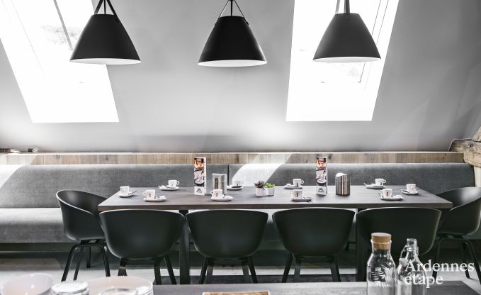 Villa de Luxe � Rochefort pour 16 personnes en Ardenne