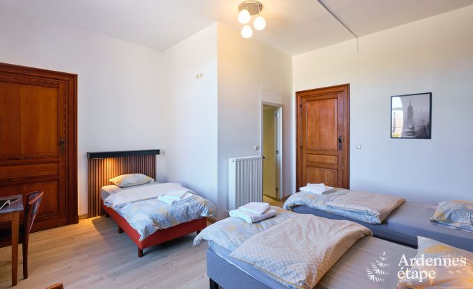 Chteau  Rochefort pour 48 personnes en Ardenne