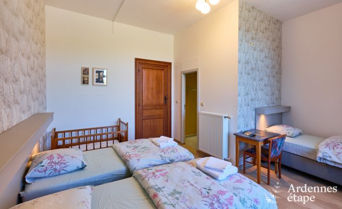 Chteau  Rochefort pour 48 personnes en Ardenne