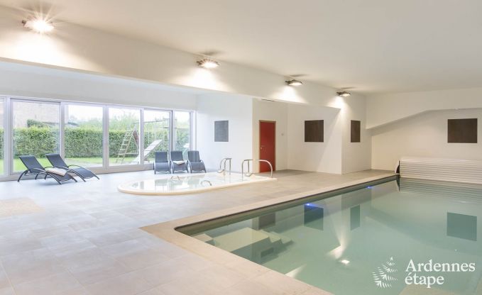 Chteau  Rochefort pour 48 personnes en Ardenne