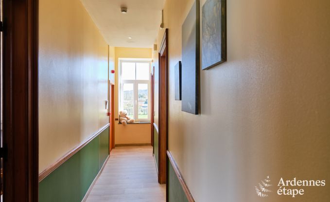 Chteau  Rochefort pour 48 personnes en Ardenne