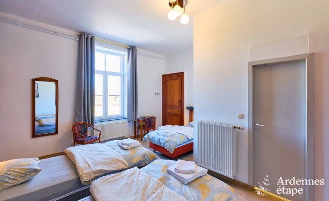 Chteau  Rochefort pour 48 personnes en Ardenne