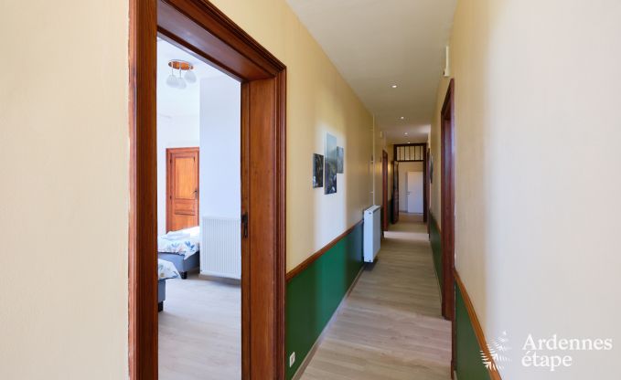 Chteau  Rochefort pour 48 personnes en Ardenne