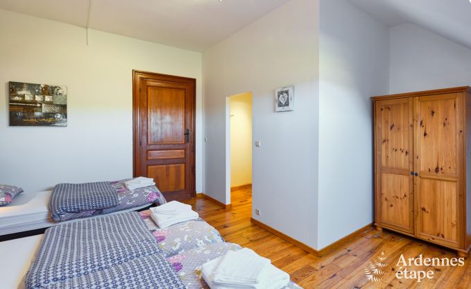 Chteau  Rochefort pour 48 personnes en Ardenne