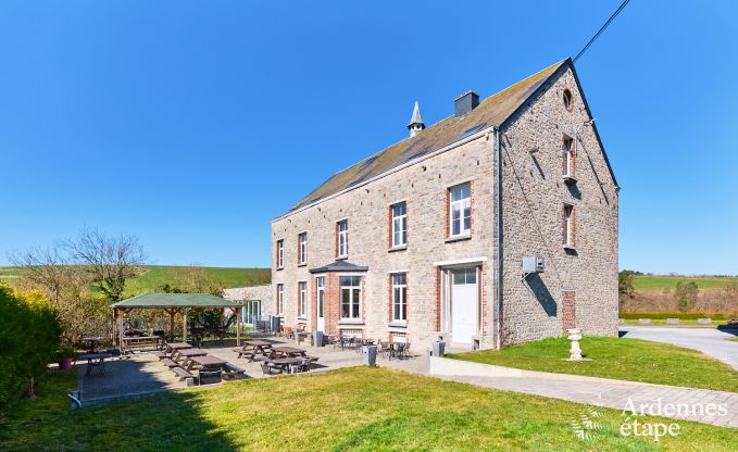 Chteau  Rochefort pour 48 personnes en Ardenne